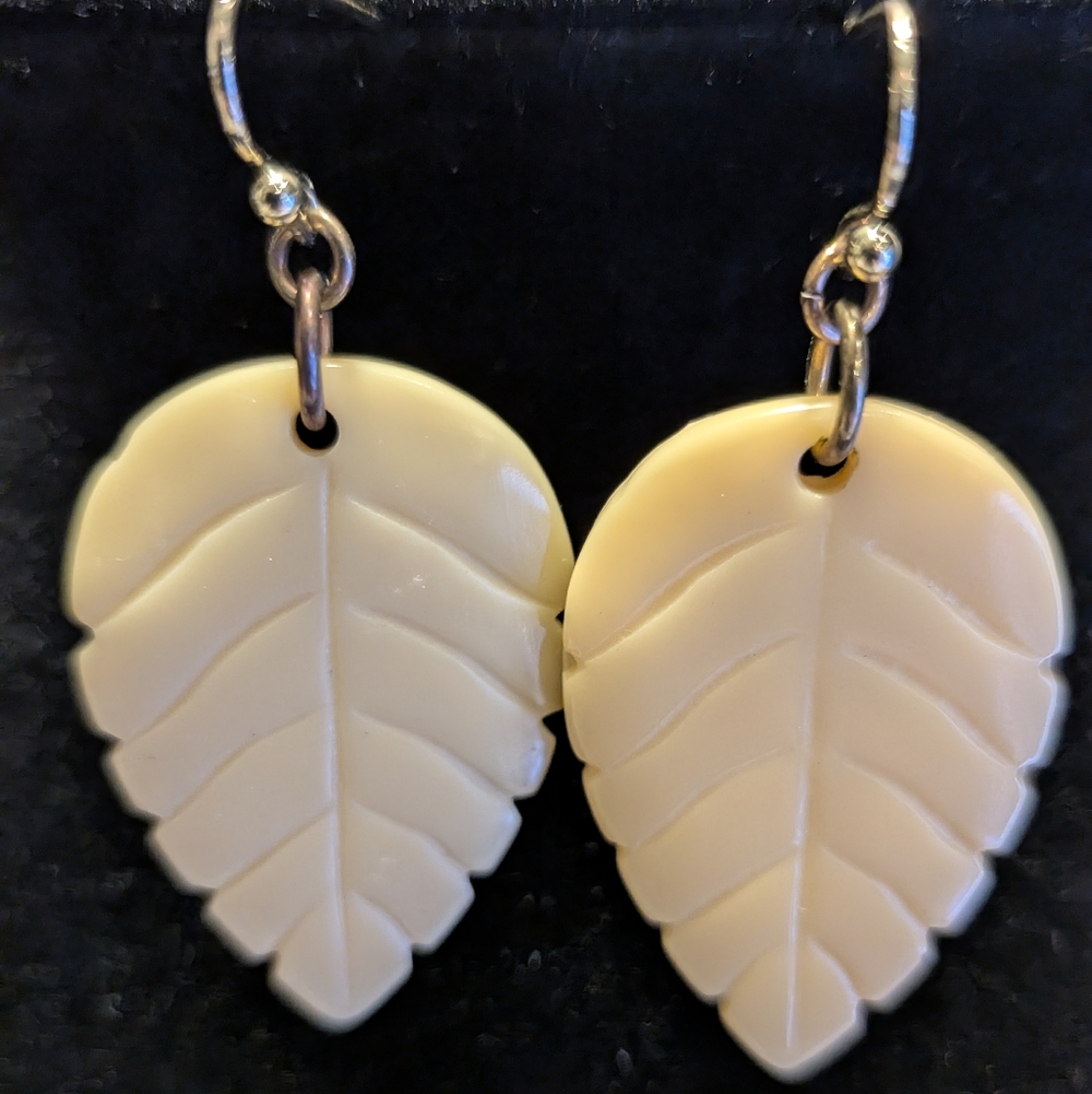 Vintage Celluloid Cream Leaf Earrings Pierced
